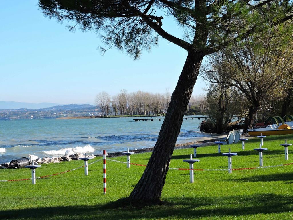 Appartamento Spiaggia Brema Сирмионе Экстерьер фото